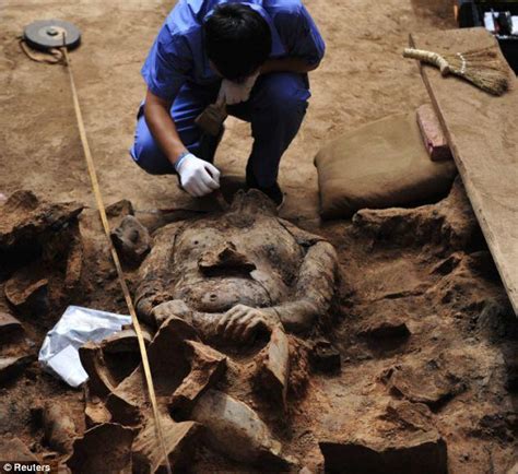 china emperor tomb excavation|chinese emperor tomb opened.